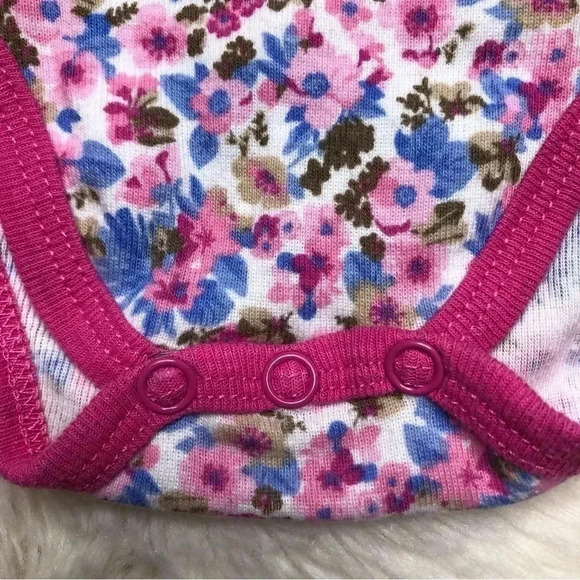 Juicy Couture Diaper Shirt Onesie Pink  & Blue Floral Size 0-3 Months - Picture 8 of 16